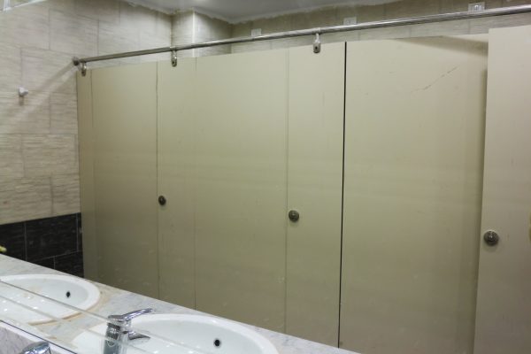 HPL Toilet Cubicle