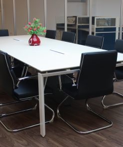 MT21 Meeting Table